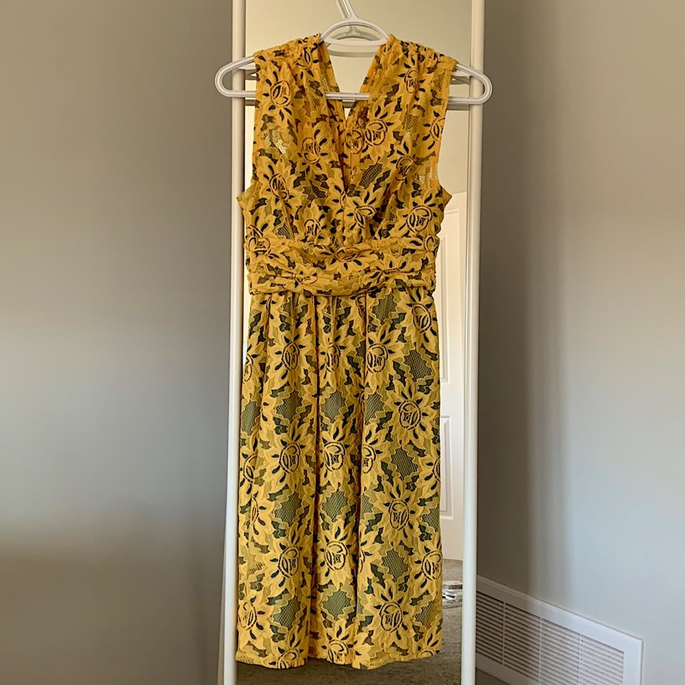 Anthropologie dress, yellow with blue under slip, size 0
